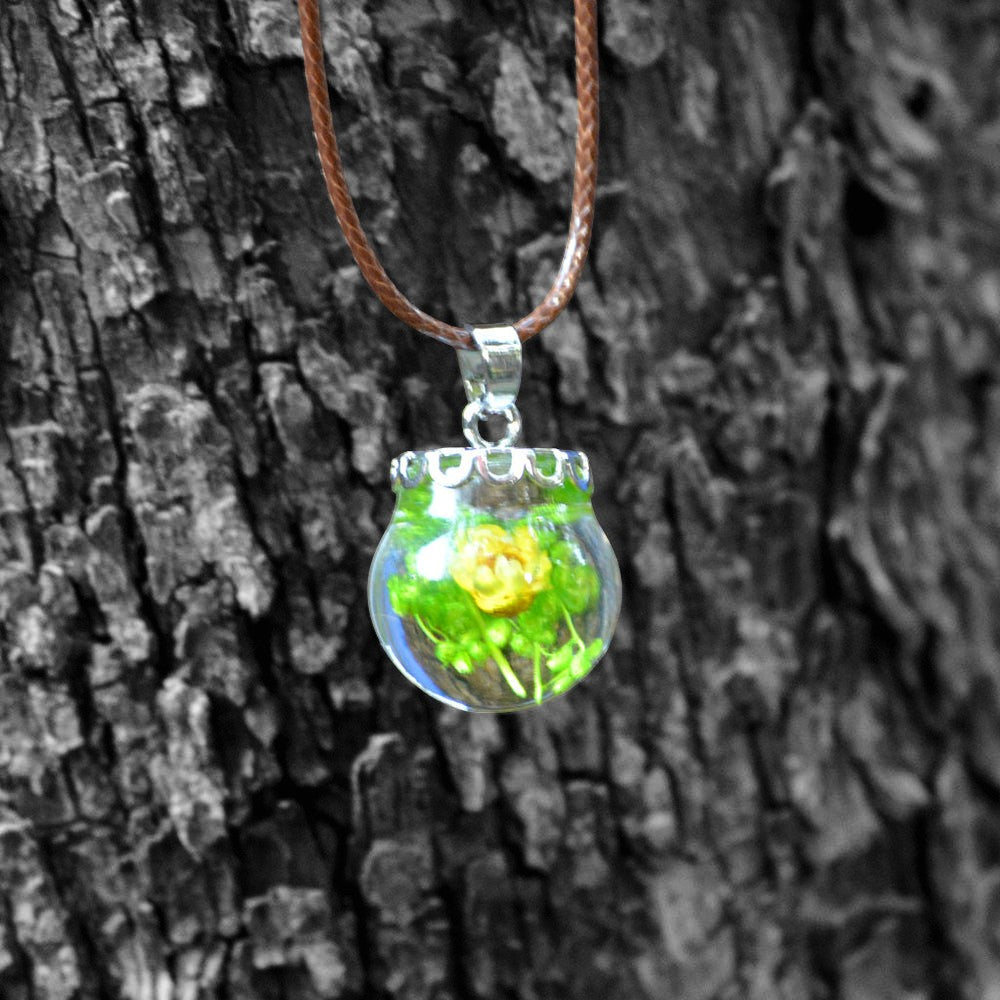FLO's Vivid Pansy Real Dried Flower Necklace