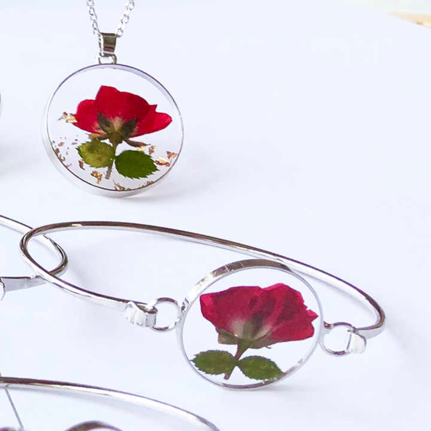 FLO's Eternal Rose Pendant