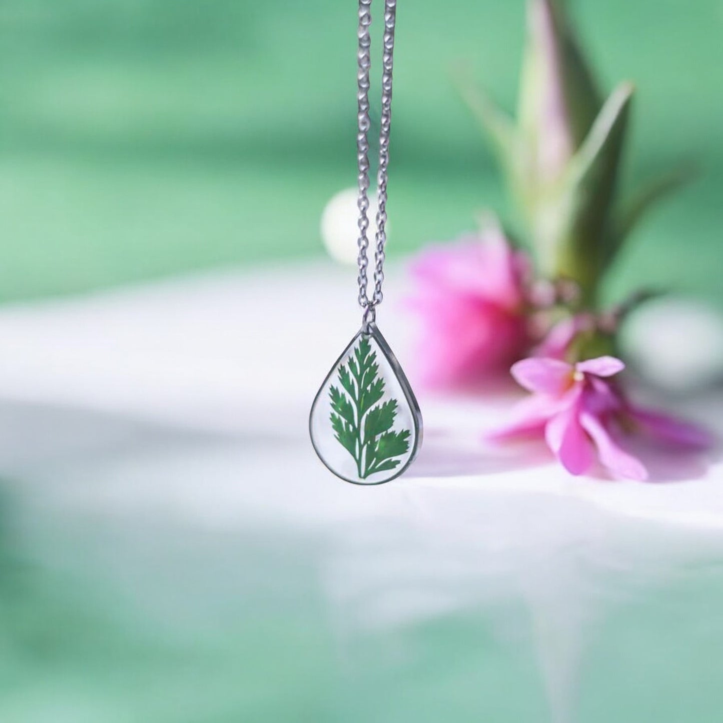 FLO's Glitzy Wild Fern Necklace