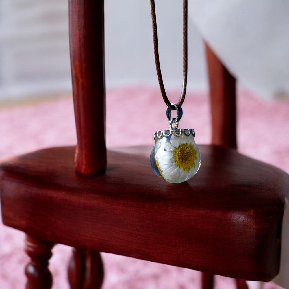 FLO's Hushed Whites Real Dried Flower Necklace