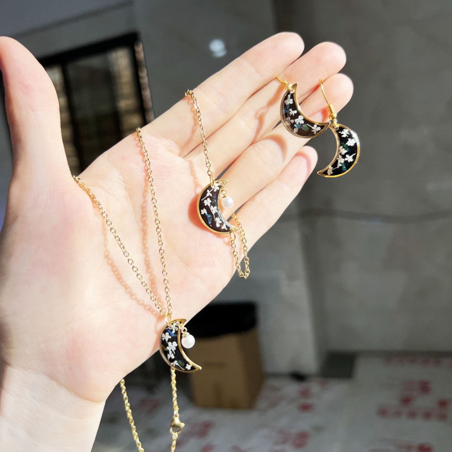 FLO's  Celestial Elegance Jewelry Set