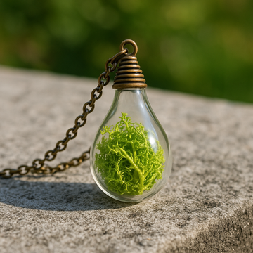 FLO's Forest Glow Moss Pendant
