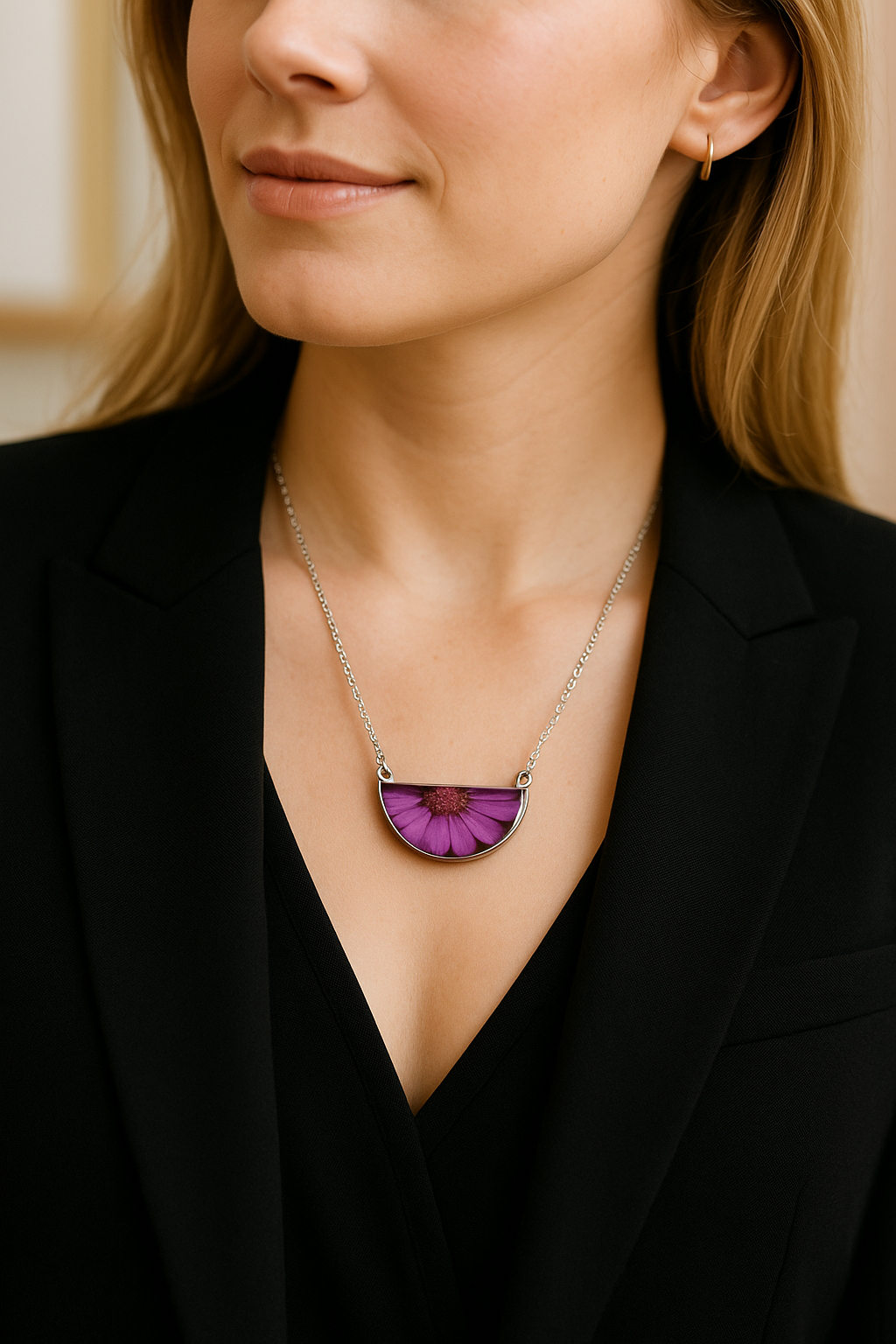 FLO's  Blushing Daisy Resin Pendant