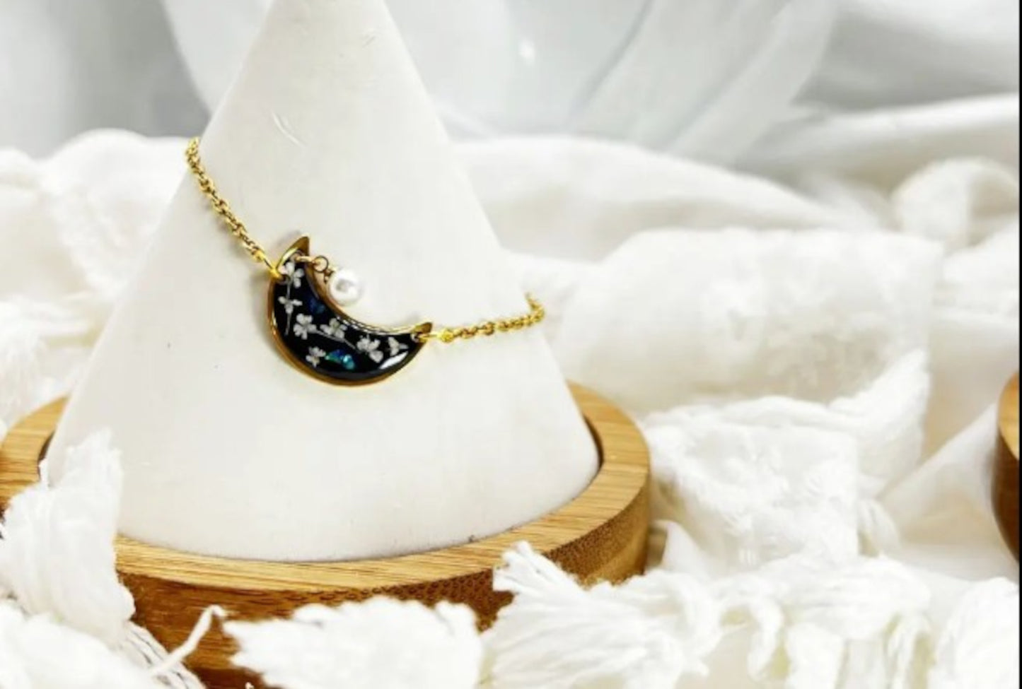 FLO's  Celestial Elegance Jewelry Set