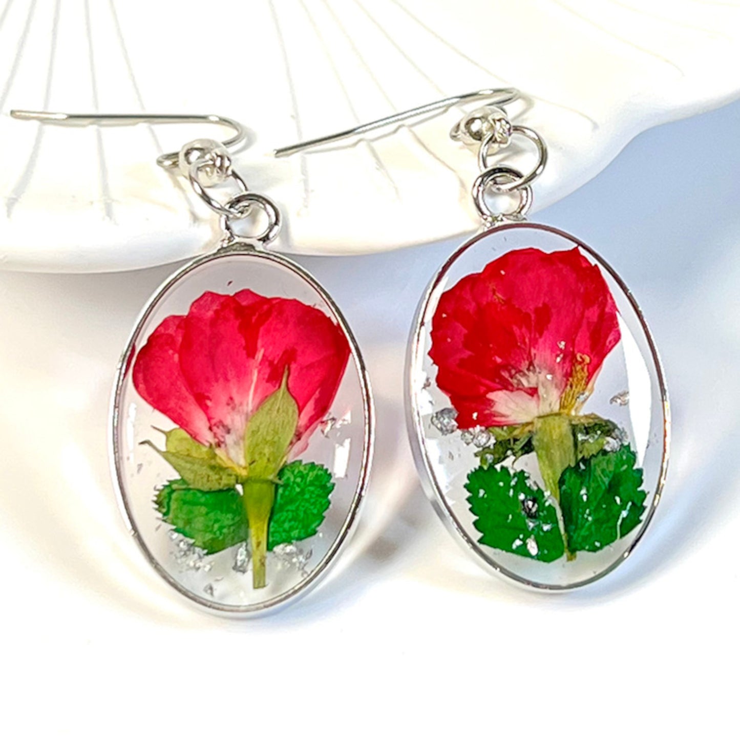 FLO's Everlasting Rose Jewelry Set