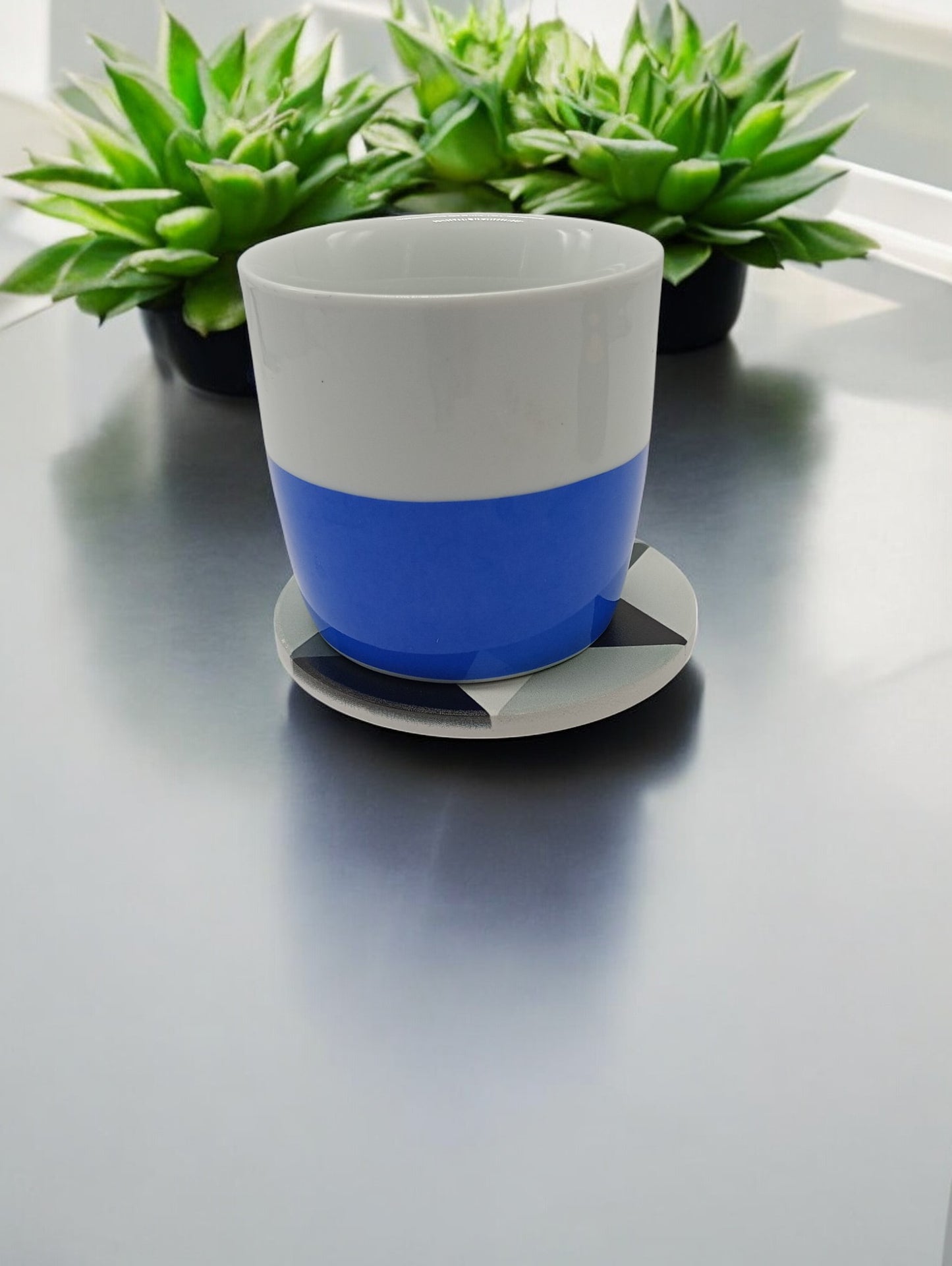 FLO's Black & White Hexa Coaster