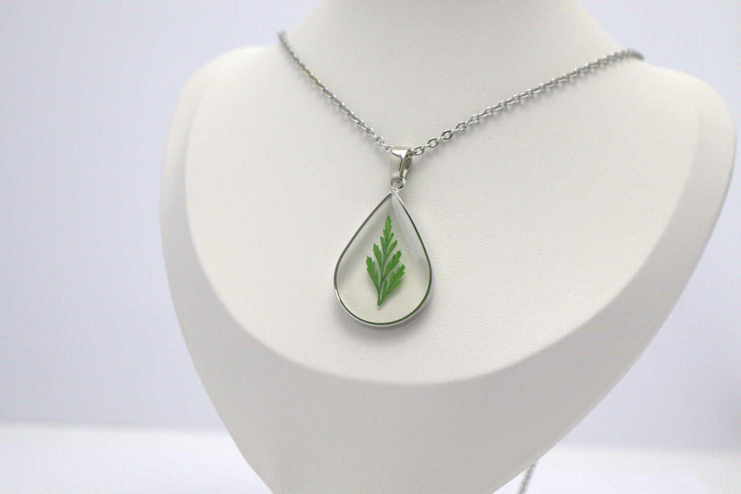 FLO's Glitzy Wild Fern Necklace