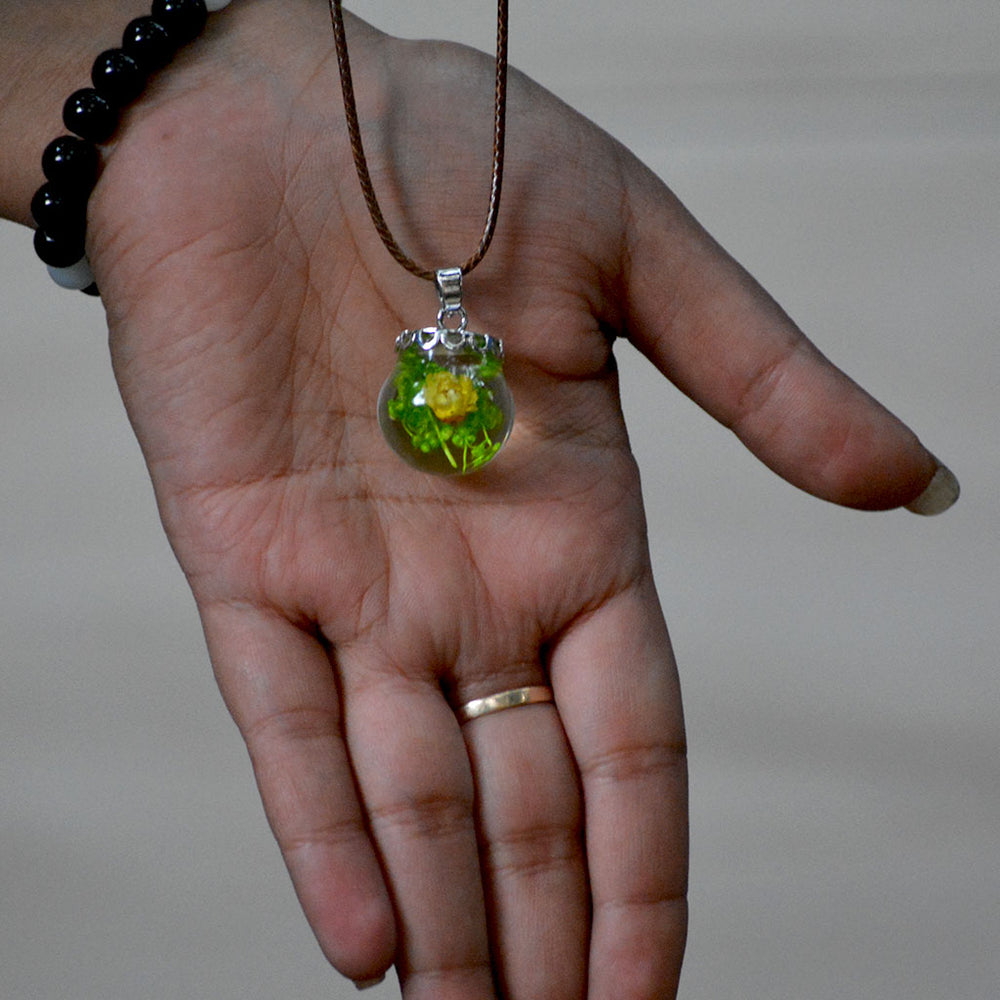 FLO's Vivid Pansy Real Dried Flower Necklace